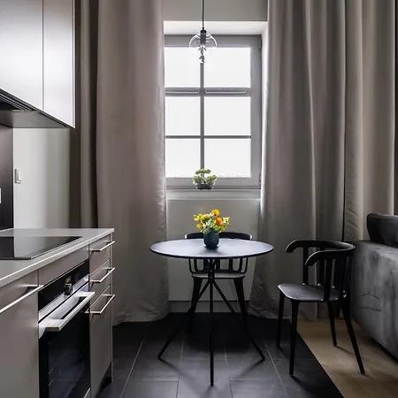 Rentplanet - Mlyn Maria Apartamento *