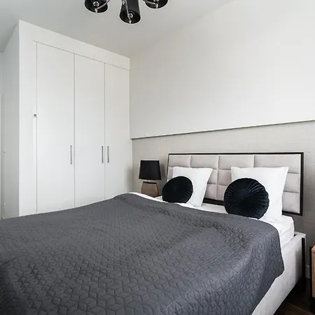 Appartement Rentplanet - Mlyn Maria